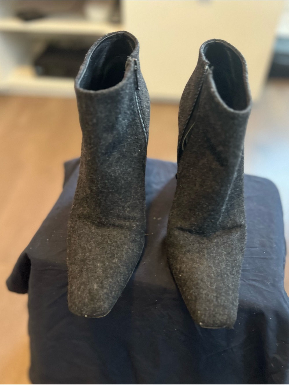 Via Spiga Charcoal Gray Felt Ankle Booties with Side Zip